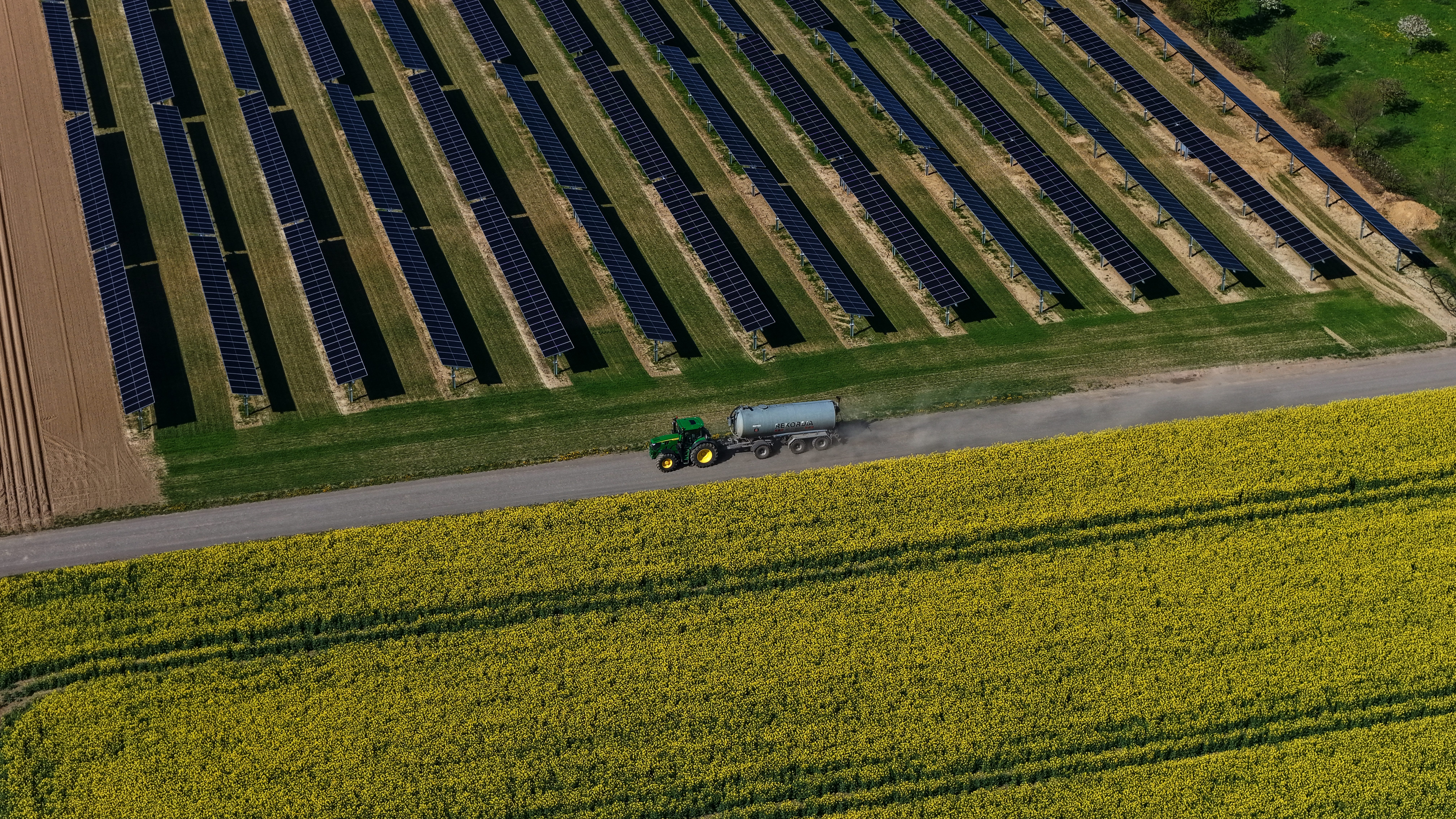 Growing crops under solar panels? In Iowa, a utility shows it’s working